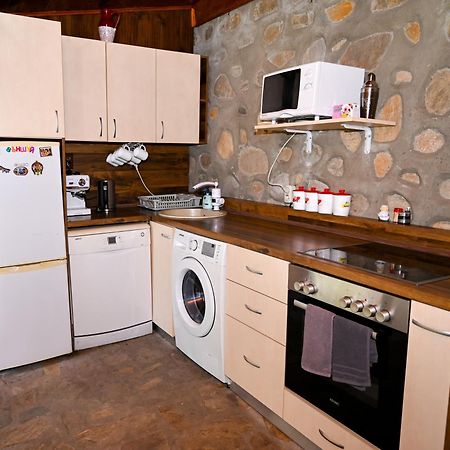 Фън Шуй Къща За Гости 88 Dobrinishte Exteriör bild