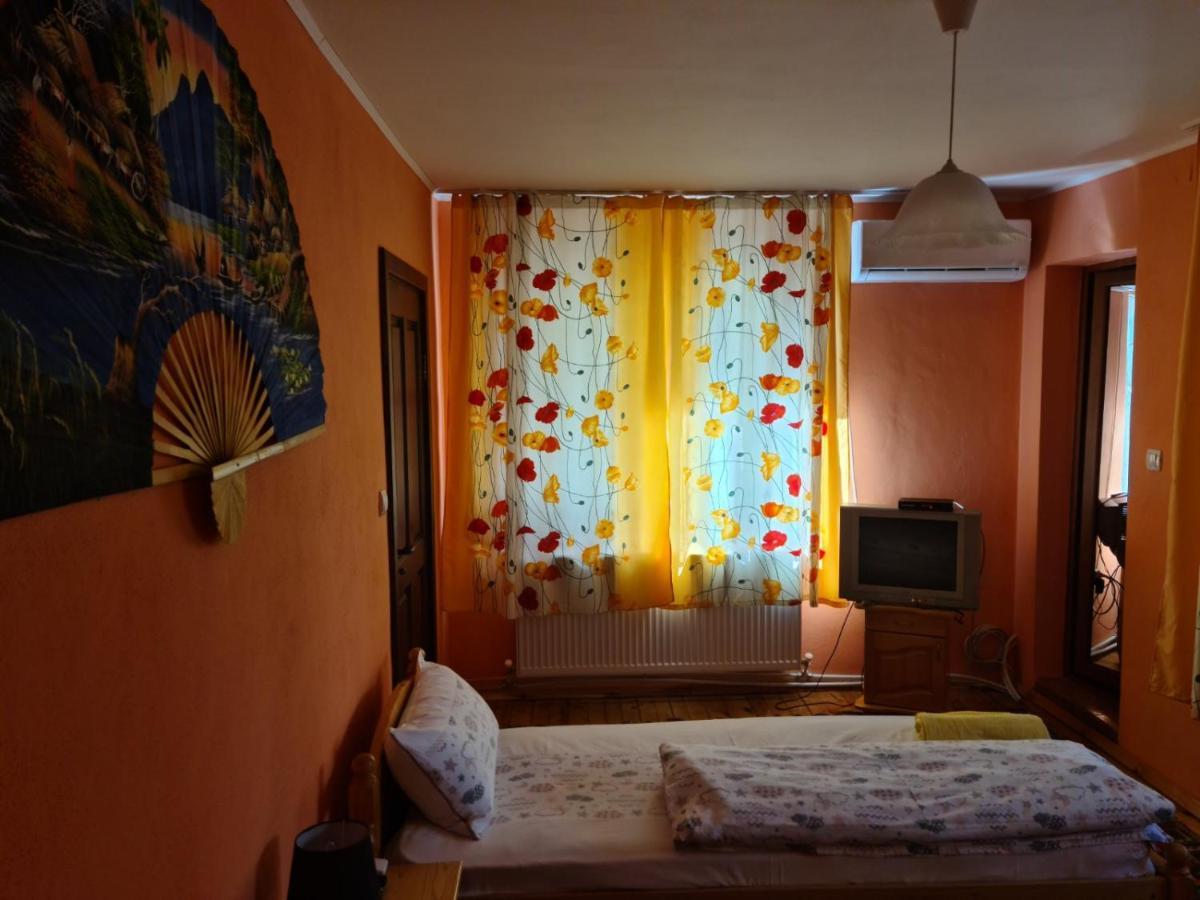 Фън Шуй Къща За Гости 88 Dobrinishte Exteriör bild