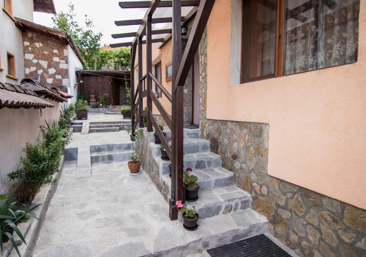 Фън Шуй Къща За Гости 88 Dobrinishte Exteriör bild