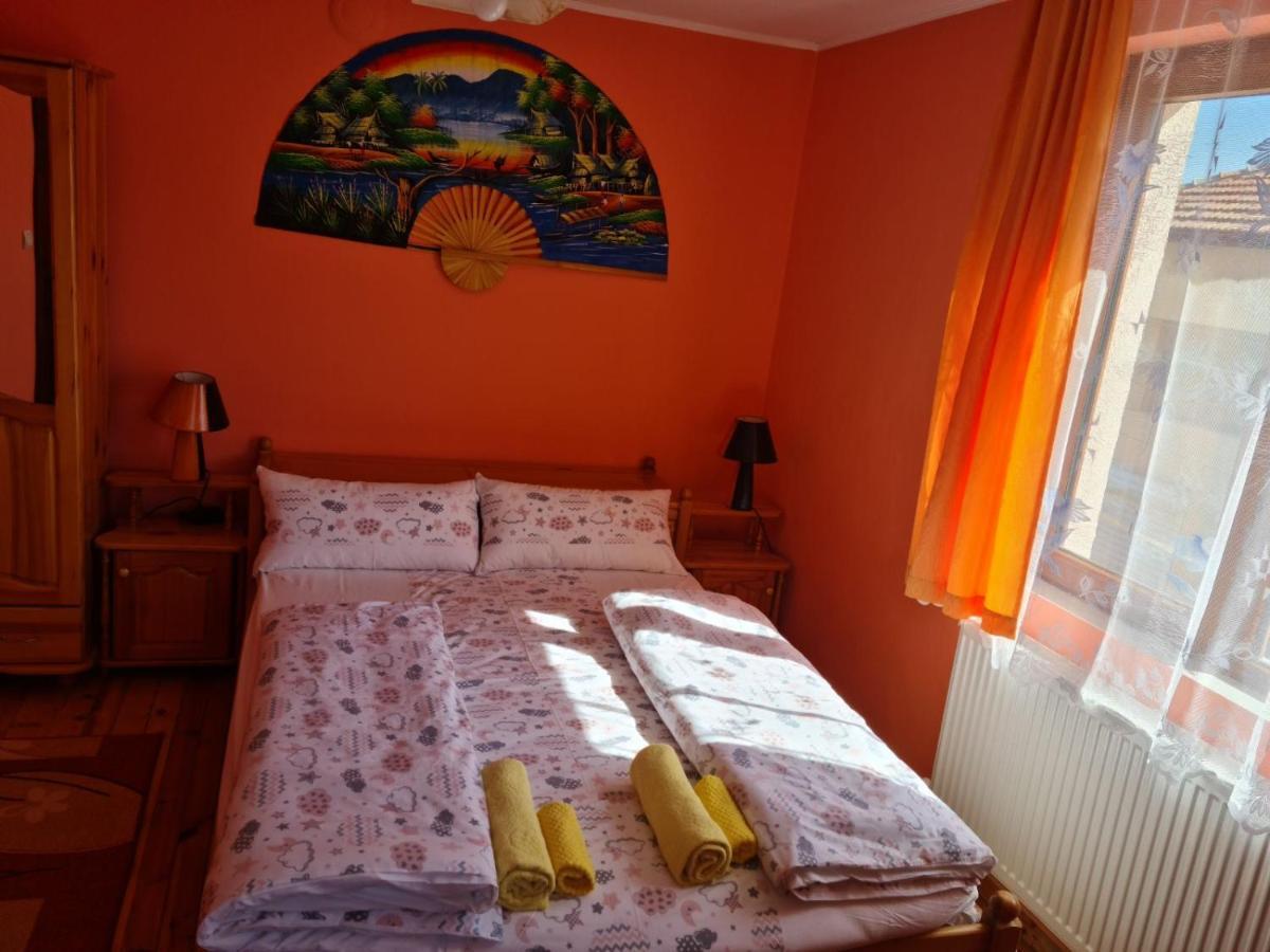 Фън Шуй Къща За Гости 88 Dobrinishte Exteriör bild